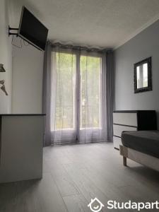 For rent Domont 1 room 10 m2 Val d'Oise (95330) photo 1