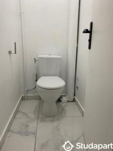 For rent Domont 1 room 10 m2 Val d'Oise (95330) photo 4