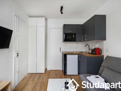 For rent Paris-17eme-arrondissement 1 room 14 m2 Paris (75017) photo 2
