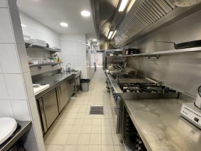 For sale AVENUE JEAN GIONO 150 m2 Bouches du Rhone (13380) photo 4