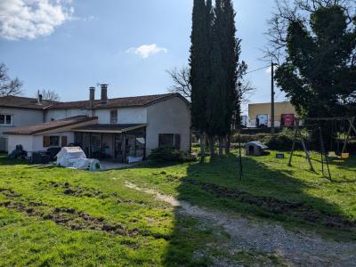 For sale 5 rooms 138 m2 Rhone (69210) photo 0