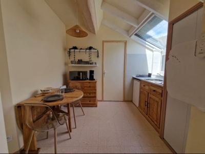 For sale AX LES THERMES (09110) 1 room 21 m2 Ariege (09110) photo 1