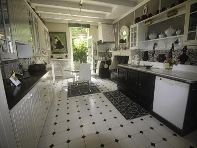 For sale Courcerac 8 rooms 283 m2 Charente maritime (17160) photo 3