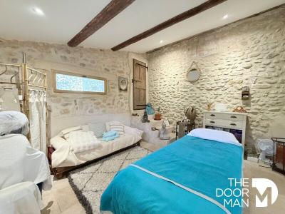 For sale Villeneuve 6 rooms 183 m2 Alpes de haute provence (04180) photo 4