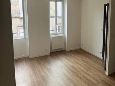Louer Appartement 30 m2 Blaye