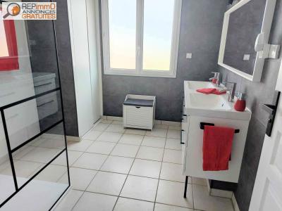 For sale Rom 7 rooms 360 m2 Deux sevres (79120) photo 4