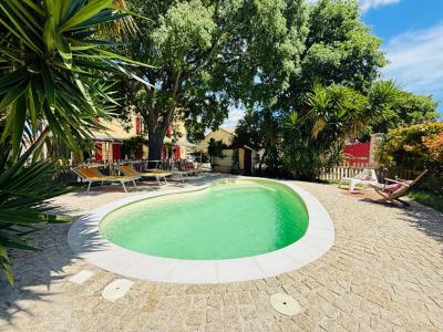For sale Sollies-ville 10 rooms 343 m2 Var (83210) photo 0