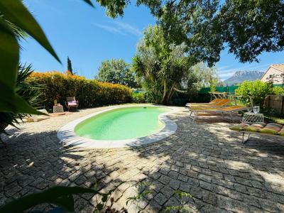 For sale Sollies-ville 10 rooms 343 m2 Var (83210) photo 1