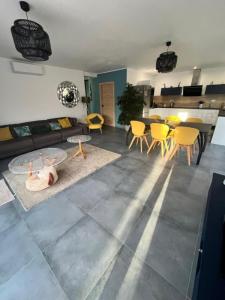 For sale Perols 4 rooms 122 m2 Herault (34470) photo 2