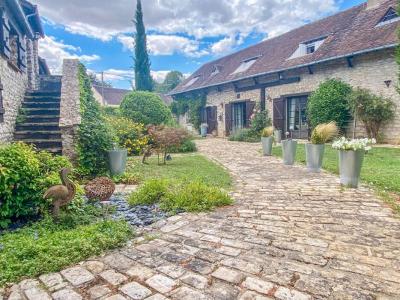 For sale Souppes-sur-loing 14 rooms 355 m2 Seine et marne (77460) photo 0