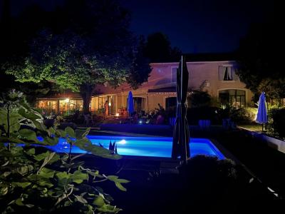 For sale Carpentras 8 rooms 281 m2 Vaucluse (84200) photo 1