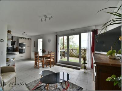 For sale Pau 3 rooms 72 m2 Pyrenees atlantiques (64000) photo 1