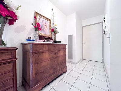 For sale Aix-les-bains 3 rooms 63 m2 Savoie (73100) photo 3