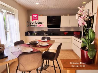 For sale Caro 6 rooms 160 m2 Morbihan (56140) photo 3