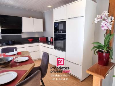 For sale Caro 6 rooms 160 m2 Morbihan (56140) photo 4