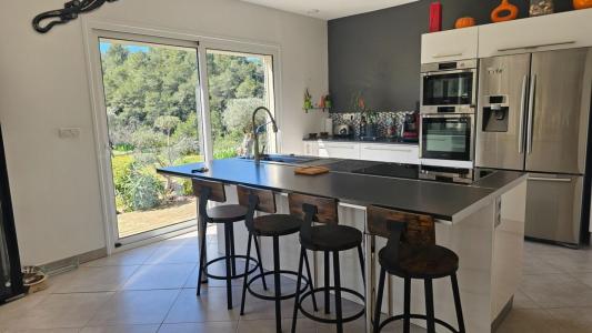 For sale Vidauban 5 rooms 140 m2 Var (83550) photo 4