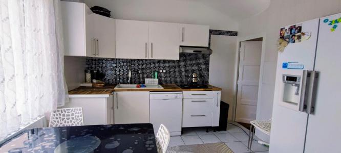 For sale Nevers 6 rooms 132 m2 Nievre (58000) photo 4