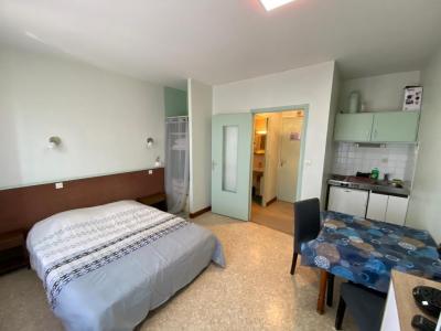 For rent Bourbonne-les-bains 1 room 18 m2 Haute marne (52400) photo 1