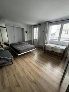 Annonce Location Appartement Paris-10eme-arrondissement 75