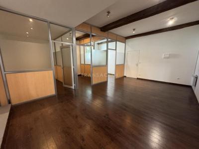 For rent Tours 8 rooms 139 m2 Indre et loire (37000) photo 2