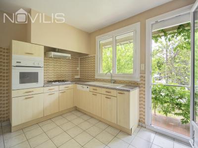 For sale Saint-genies-bellevue 4 rooms 95 m2 Haute garonne (31180) photo 1