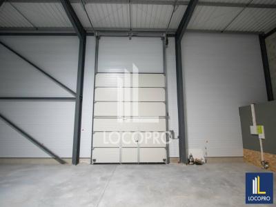 For rent Lambesc 1255 m2 Bouches du Rhone (13410) photo 1