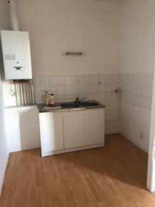 For rent Tournon-saint-martin 2 rooms 55 m2 Indre (36220) photo 0