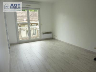 For rent Beauvais 1 room 32 m2 Oise (60000) photo 2
