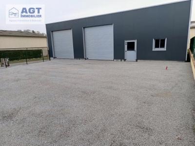 For rent Songeons 2 rooms 245 m2 Oise (60380) photo 0