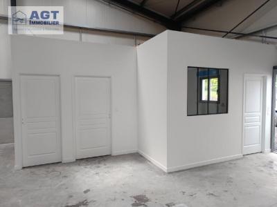For rent Songeons 2 rooms 245 m2 Oise (60380) photo 2