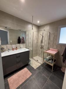 For rent Vaire 4 rooms 87 m2 Vendee (85150) photo 3