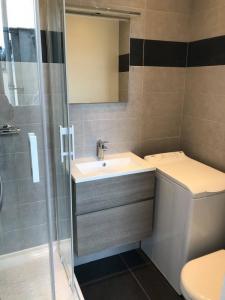 Louer Appartement Paris-18eme-arrondissement 922 euros