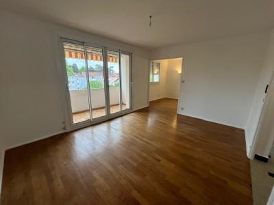 Louer Appartement 65 m2 Champagne-au-mont-d'or