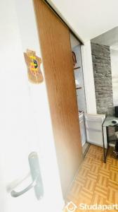 For rent Villeurbanne 1 room 11 m2 Rhone (69100) photo 3