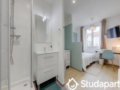 For rent Lyon-3eme-arrondissement 1 room 11 m2 Rhone (69003) photo 1
