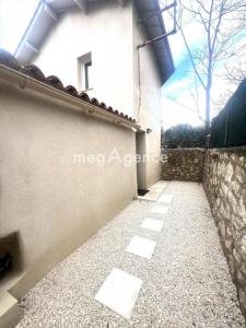For sale Toulon 2 rooms 45 m2 Var (83000) photo 4