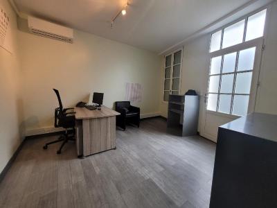 For sale 370 m2 Charente maritime (17400) photo 4