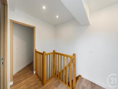 For sale Fontenay-sous-bois 5 rooms 91 m2 Val de Marne (94120) photo 4