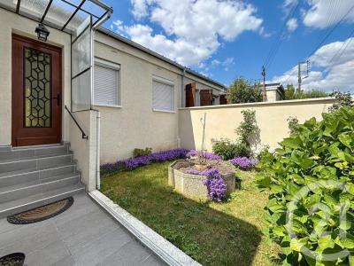 For sale Orly 4 rooms 65 m2 Val de Marne (94310) photo 1