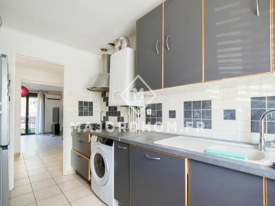 For sale Marseille-13eme-arrondissement 3 rooms 64 m2 Bouches du Rhone (13013) photo 4