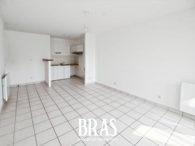 For sale Nantes 3 rooms 65 m2 Loire atlantique (44000) photo 2