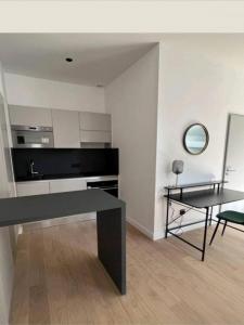 For sale Tassin-la-demi-lune 2 rooms 37 m2 Rhone (69160) photo 1
