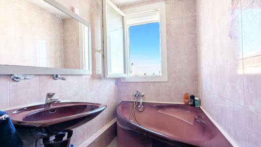 For sale 4 rooms 86 m2 Cote d'or (21300) photo 3