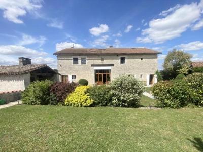 For sale 5 rooms 252 m2 Vienne (86400) photo 3