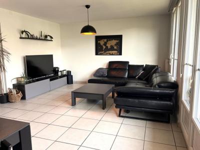 For sale Tassin-la-demi-lune 3 rooms 65 m2 Rhone (69160) photo 4