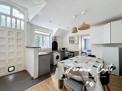 For sale Nimes 4 rooms 62 m2 Gard (30000) photo 2