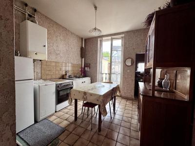For sale Nevers 3 rooms 91 m2 Nievre (58000) photo 2