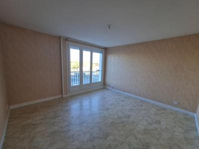 For rent Reze 3 rooms 61 m2 Loire atlantique (44400) photo 1