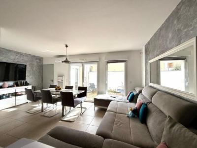 For sale Miramas 5 rooms 89 m2 Bouches du Rhone (13140) photo 1