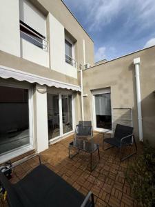 For sale Miramas 5 rooms 89 m2 Bouches du Rhone (13140) photo 3